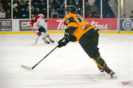 Lévis (0) vs (3) Séminaire Saint-François