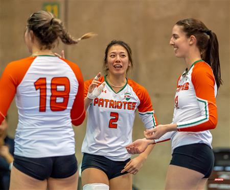 Alissa Veilleux - Volleyball - RSEQ - 2023 Volley F - Université de Montréal (2) vs (3) Université de Québec à Trois-Rivières - Université de Montréal - Université du Québec à Trois-Rivières