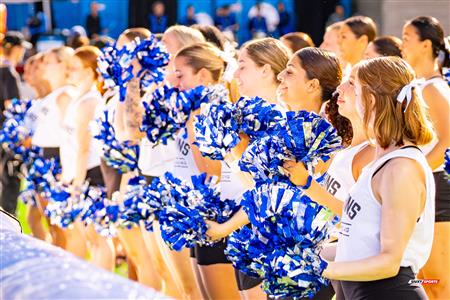 RSEQ Football Universitaire - Carabins-UdM (43) vs (11) Redbirds-McGill - Cheerleading - Crowd - Hal