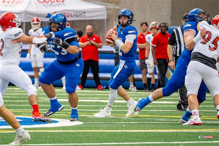 RSEQ Football Universitaire - Carabins-UdM (43) vs (11) Redbirds-McGill - 1ere mi-temps