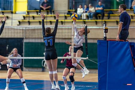 RSEQ - VOLLEY FÉM - UDM (2) VS (3) U. OTTAWA - REEL 2 (MATCH, Set 1 et 2)