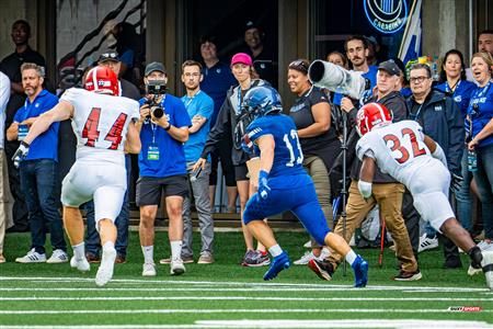 RSEQ Football Universitaire - Carabins-UdM (43) vs (11) Redbirds-McGill - 1ere mi-temps