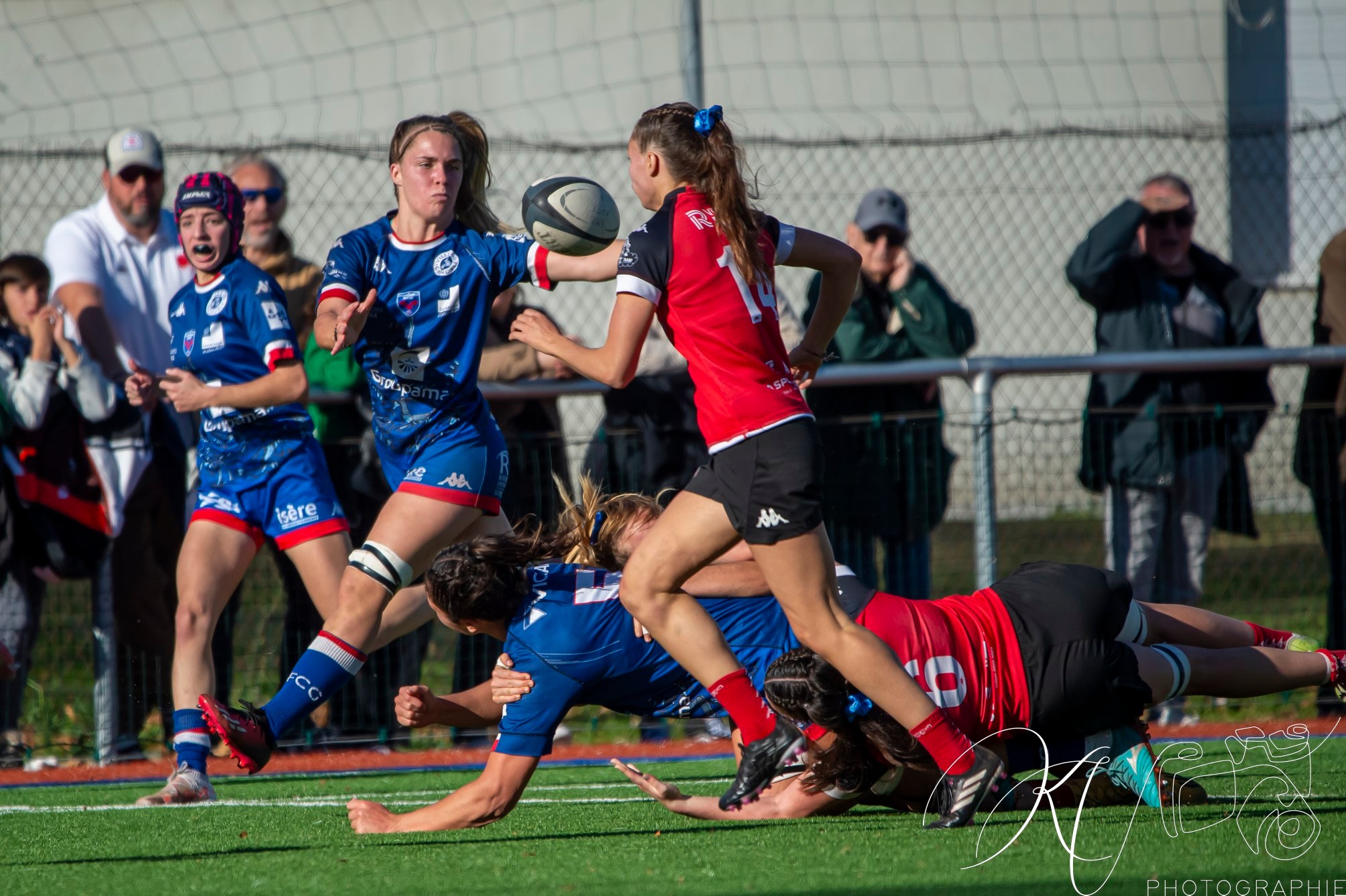  FC Grenoble Rugby - Stade Rennais Rugby - Rugby - Elite 2023 - Amazones FC Grenoble (34) vs (12) Stade Rennais Rugby (#2023FCGSRR11) Photo by: Karine Valentin | Siuxy Sports 2023-11-23