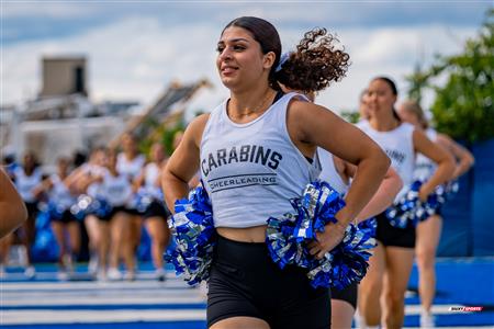 RSEQ Football Universitaire - Carabins-UdM (43) vs (11) Redbirds-McGill - Cheerleading - Crowd - Hal
