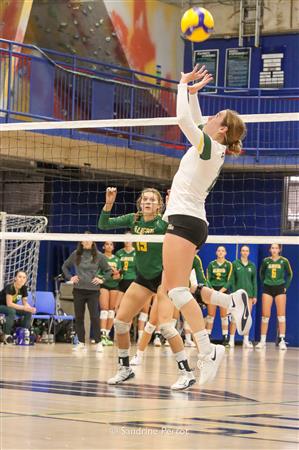 UQAM Invitational 2022 - Vert et Or