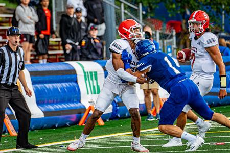 RSEQ Football Universitaire - Carabins-UdM (43) vs (11) Redbirds-McGill - 1ere mi-temps