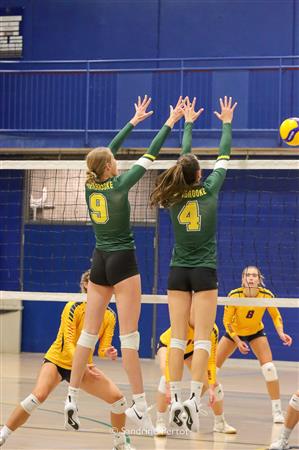 UQAM Invitational 2022 - Vert et Or