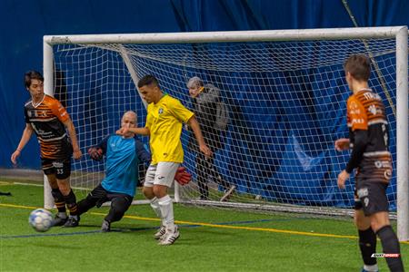 QSL - United FC (6) vs (3) Bandjos FC Div 2