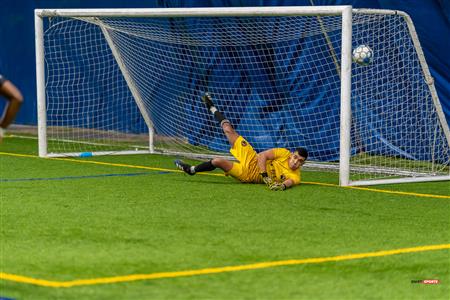 Soufiyan Ben Boubker arrête le penalty de AFG Warriors (5)