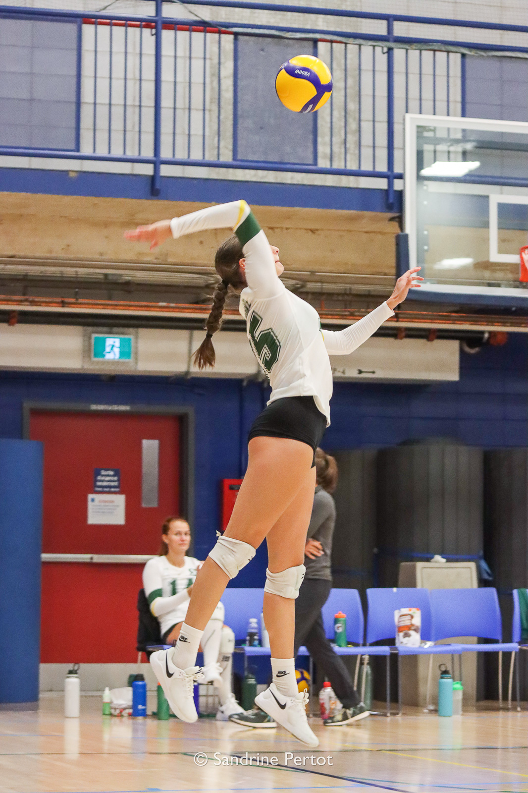 Britanie MARANDA -  Université de Sherbrooke -  - Volleyball - UQAM Invitational 2022 - Vert et Or (#2022UQAMINV05) Photo by: Sandrine Pertot | Siuxy Sports 2022-09-24