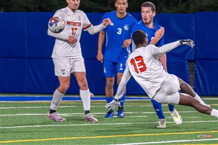RSEQ - 2023 Final Soccer Univ. Masc - UdM (1) vs (2) UQTR - Reel A