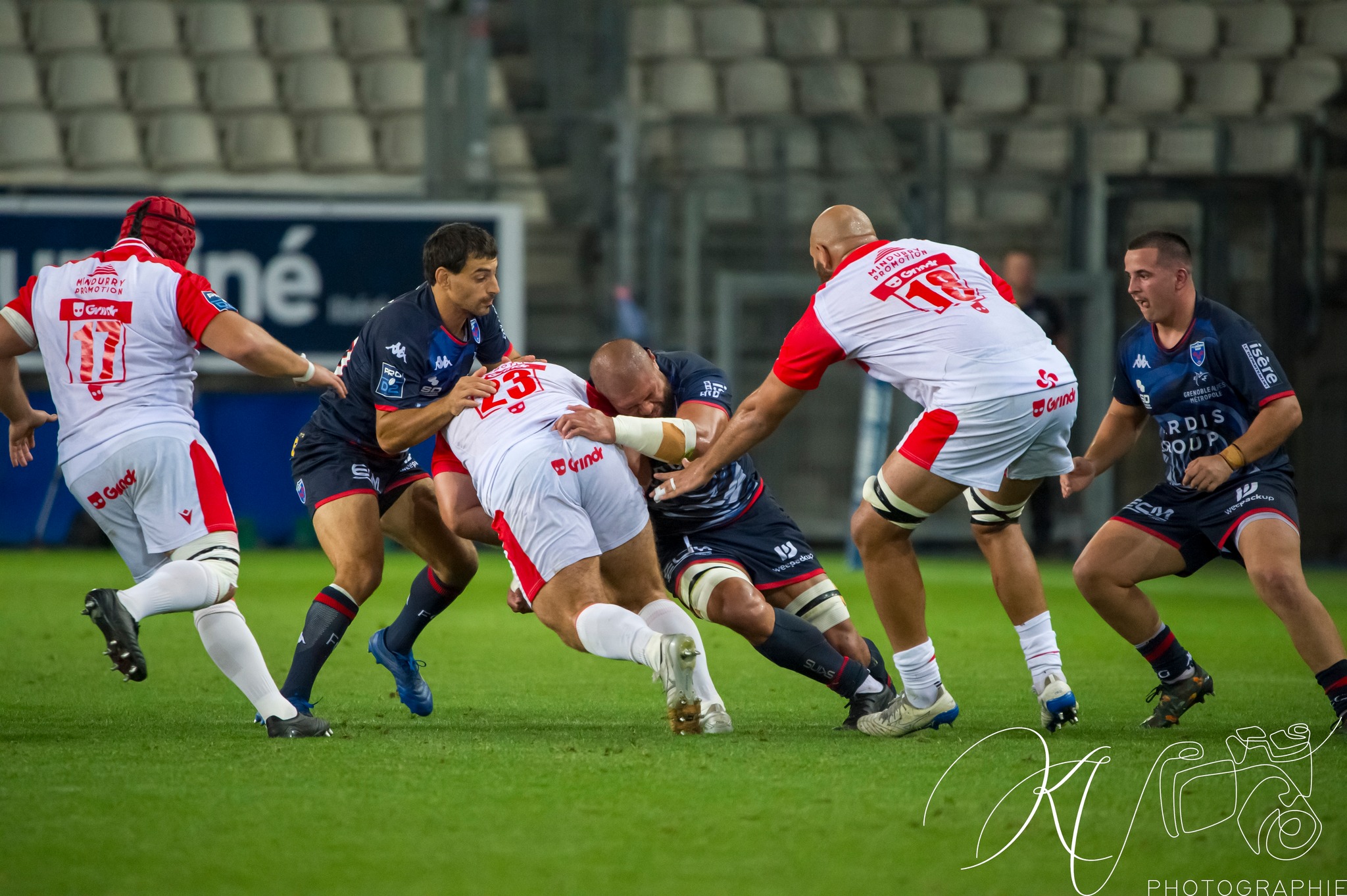  FC Grenoble Rugby - Biarritz - Rugby - FC Grenoble (40) vs (22) Biarritz (#2023FCGBIA09) Photo by: Karine Valentin | Siuxy Sports 2023-09-06