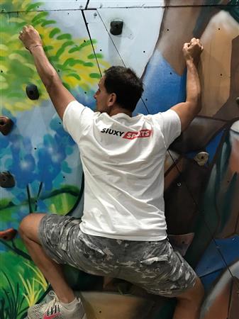 Escalando con Siuxy Sports