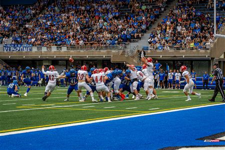 RSEQ Football Universitaire - Carabins-UdM (43) vs (11) Redbirds-McGill - 1ere mi-temps