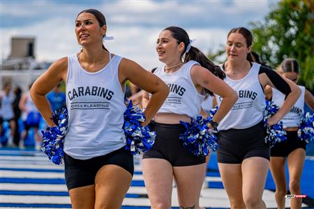 RSEQ Football Universitaire - Carabins-UdM (43) vs (11) Redbirds-McGill - Cheerleading - Crowd - Hal