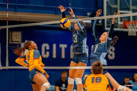Match hors-concours - UQAM vs Queen's University