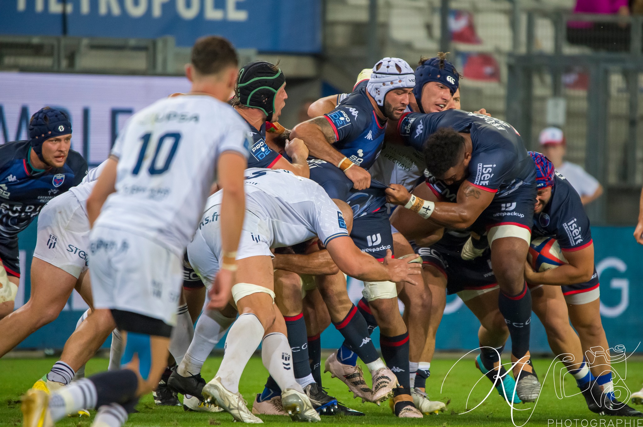  FC Grenoble Rugby - SU Agen - Rugby - Pro D2 - FC Grenoble (24) vs (19) SU Agen (#2023PROD2FCGSUA09) Photo by: Karine Valentin | Siuxy Sports 2023-09-27