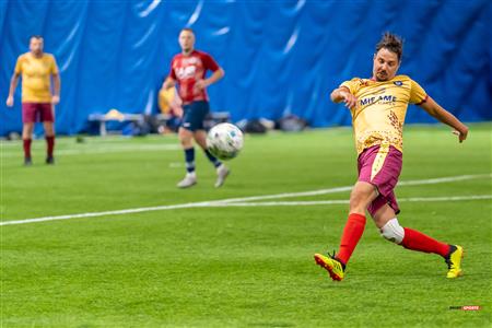 QSL - USM (10) vs (1) Ron Jeremi Fan Club