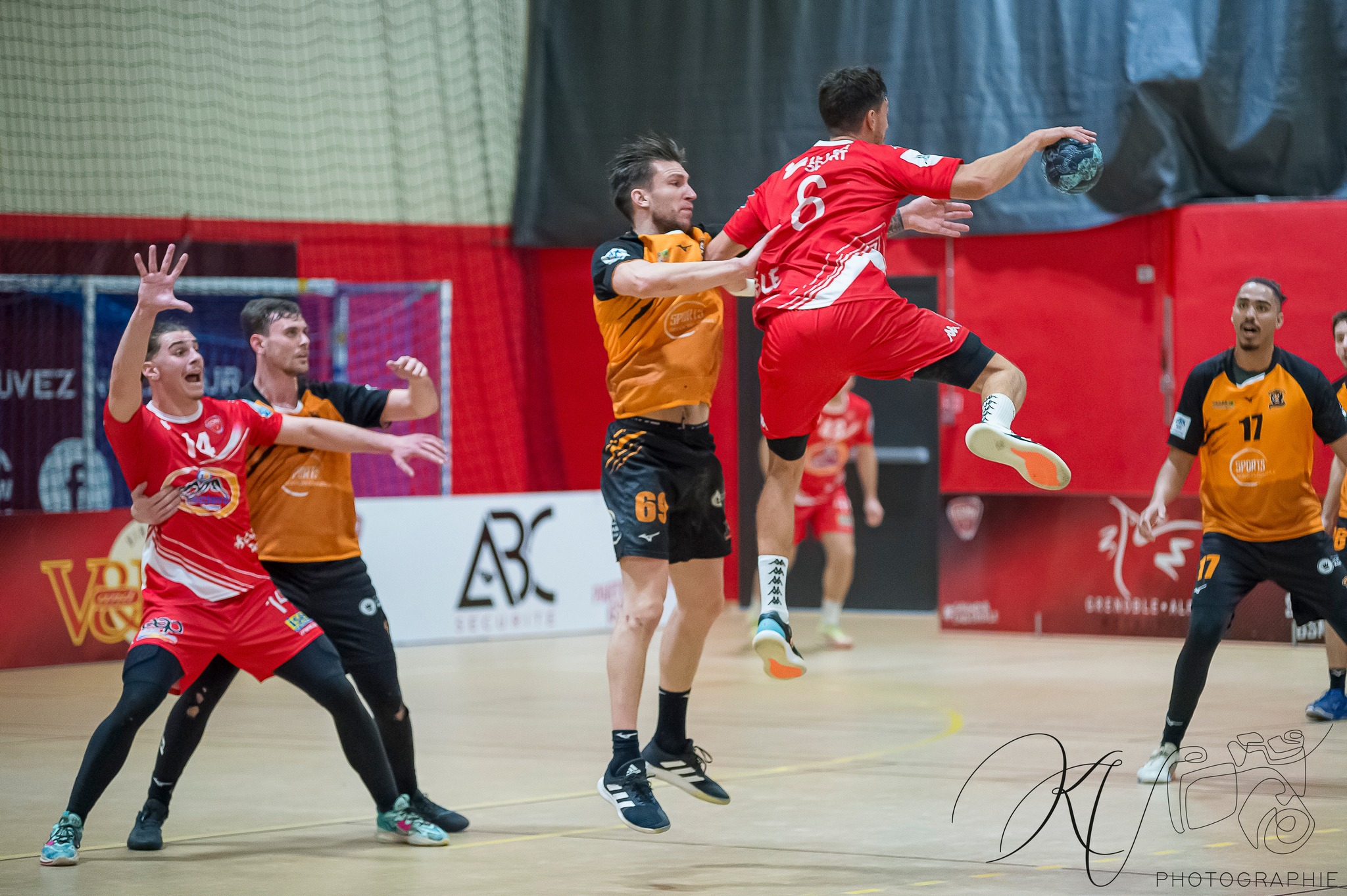  Grenoble SMH Métropole Isère Handball - HBC Aix en Savoie - Handball - GSMH Métro Isère Hanball (34) vs (24) HBC Aix en Savoie (#2023GSMHMIHvHBCAES) Photo by: Karine Valentin | Siuxy Sports 2023-02-04